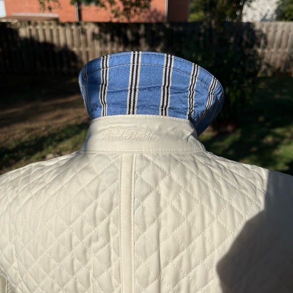 Brooks Brothers Quilted Coat size 6 - Picture 5 of 9